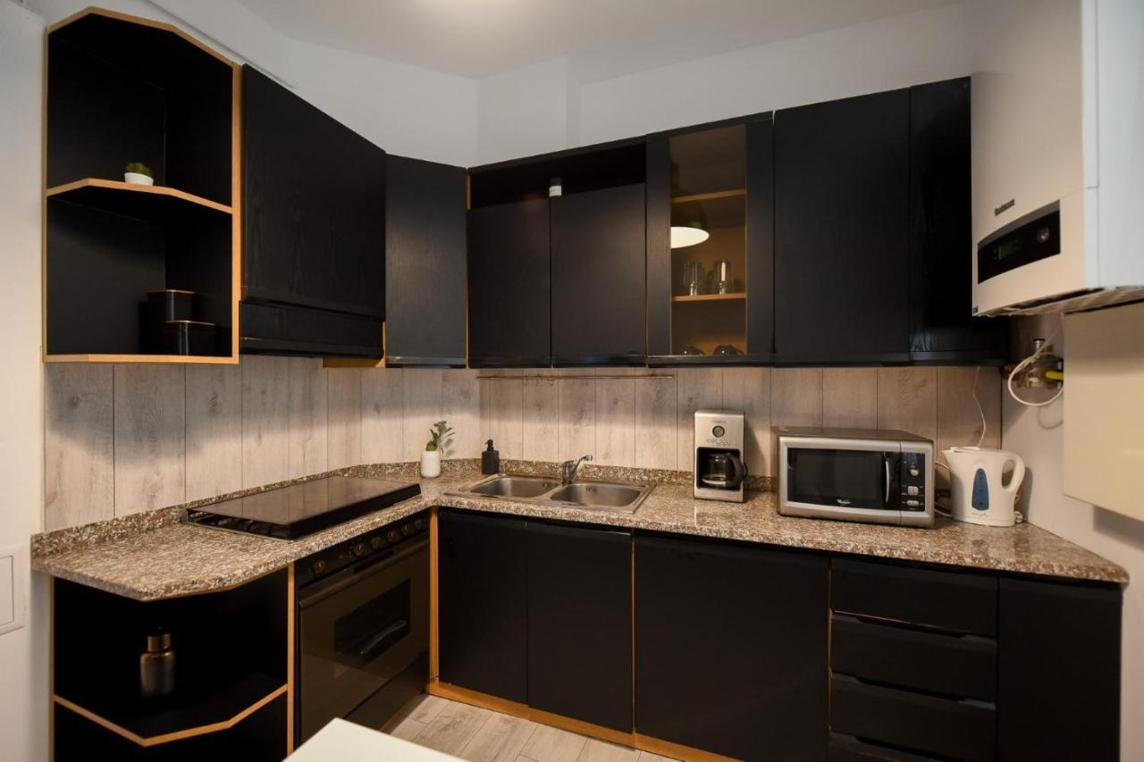 Amazing Location & Elegant Apt - Old Town Apartment Букурещ Екстериор снимка